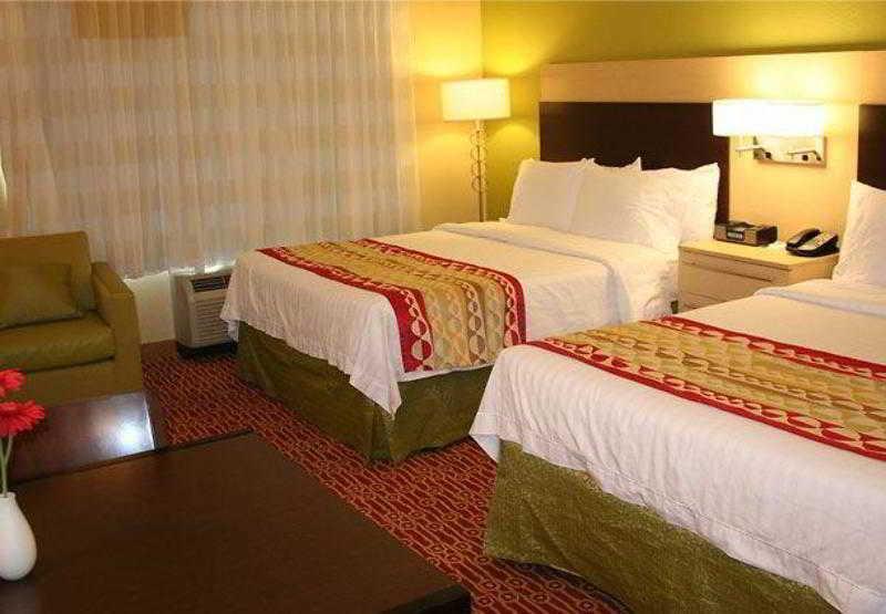 Towneplace Suites By Marriott Tulsa Broken Arrow Exterior foto