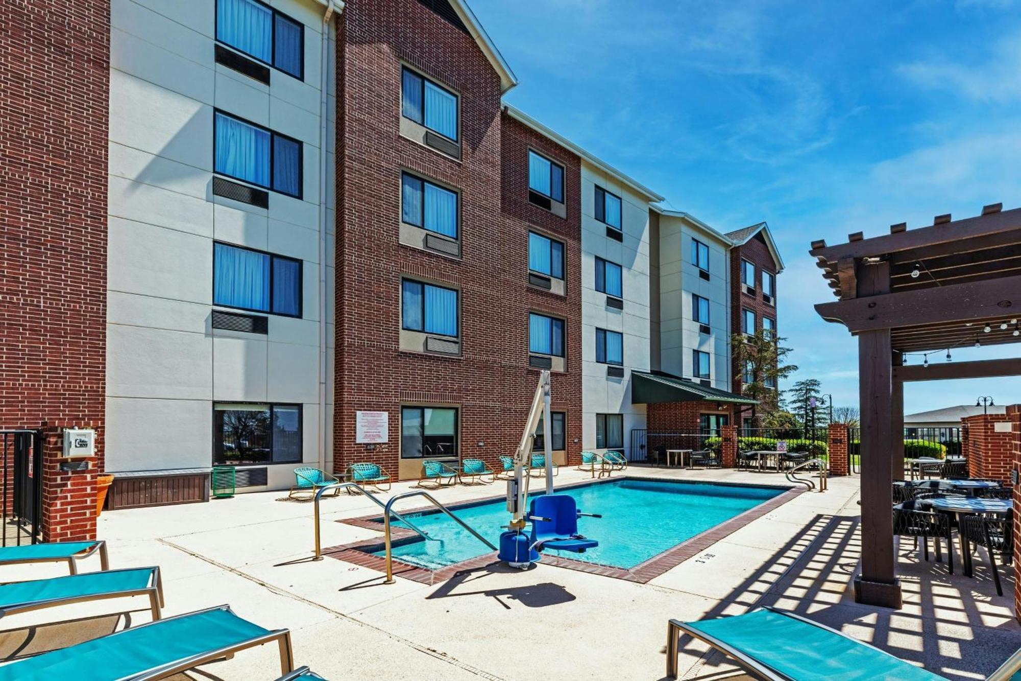 Towneplace Suites By Marriott Tulsa Broken Arrow Exterior foto