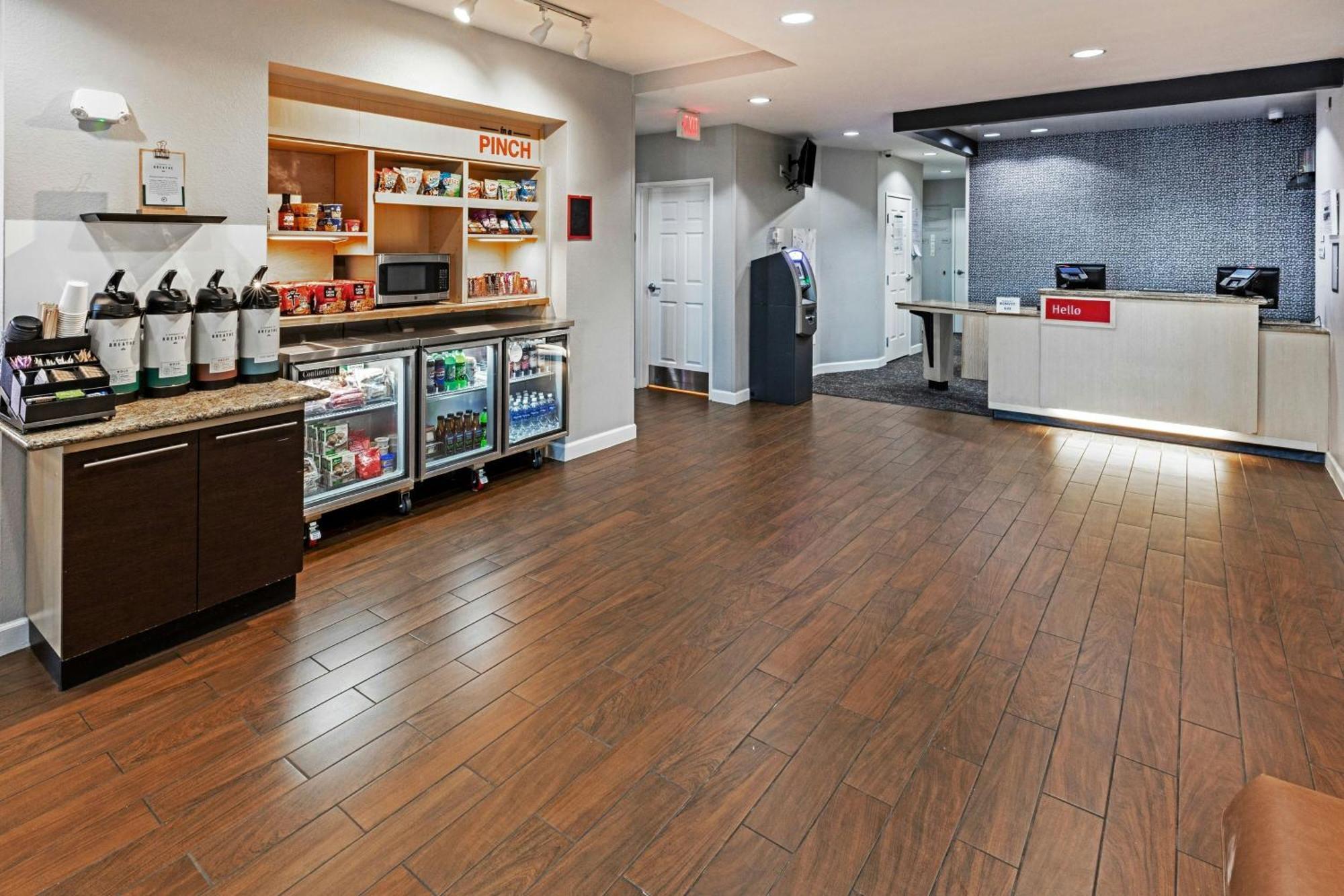Towneplace Suites By Marriott Tulsa Broken Arrow Exterior foto