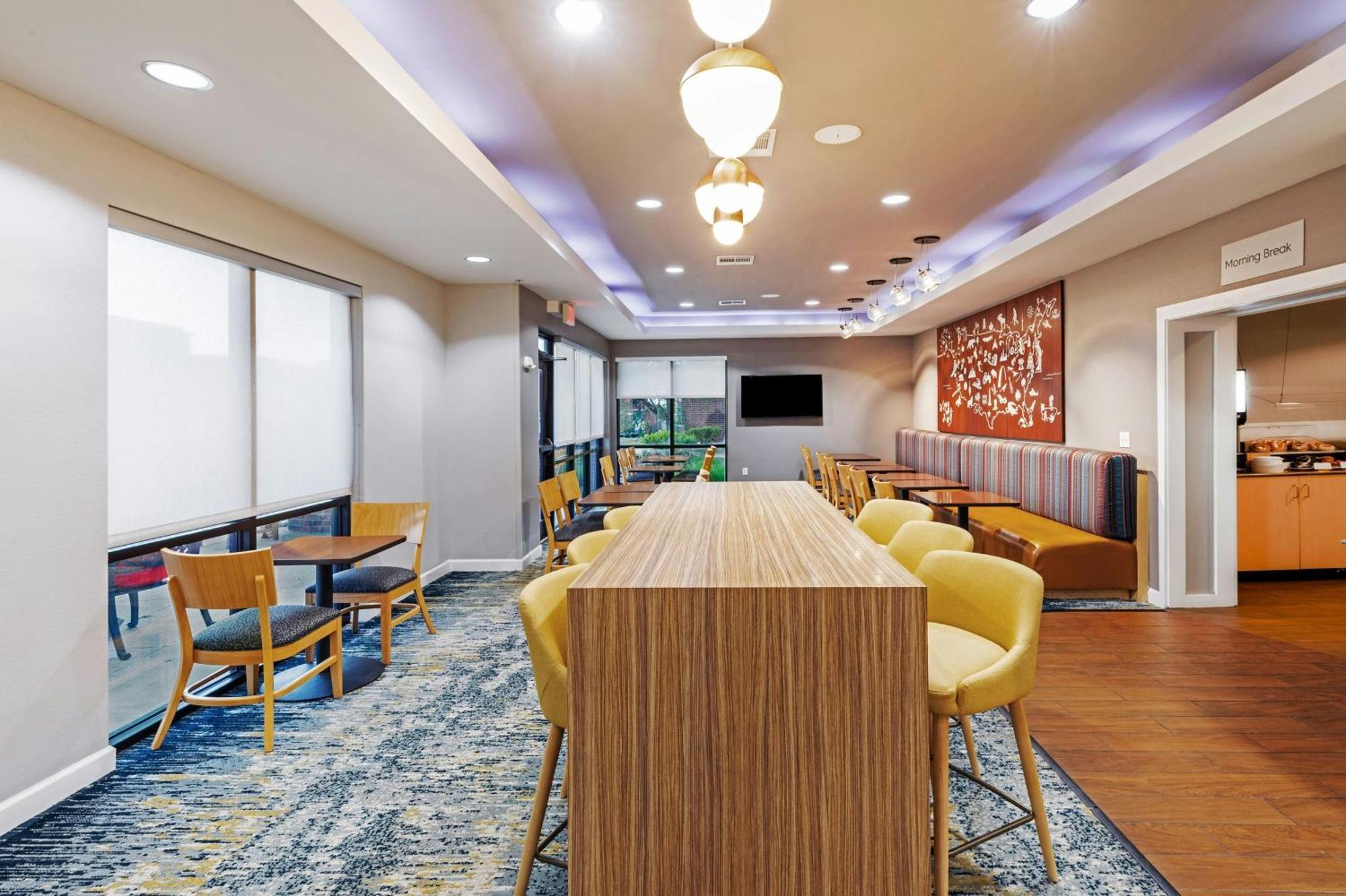Towneplace Suites By Marriott Tulsa Broken Arrow Exterior foto