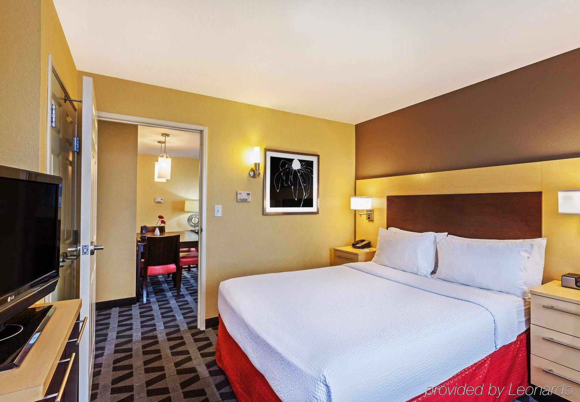 Towneplace Suites By Marriott Tulsa Broken Arrow Exterior foto