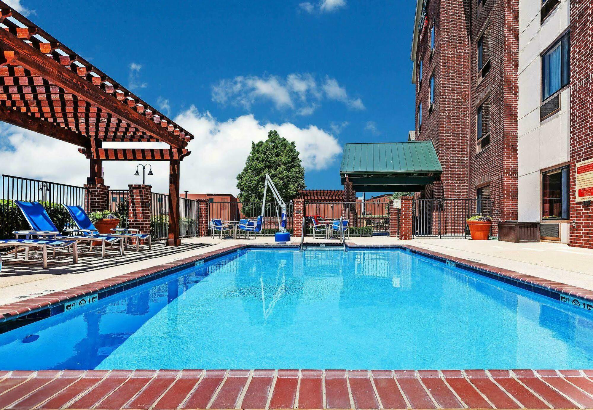 Towneplace Suites By Marriott Tulsa Broken Arrow Exterior foto